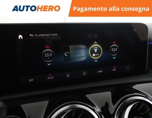 MERCEDES-BENZ A 180 Automatic Premium