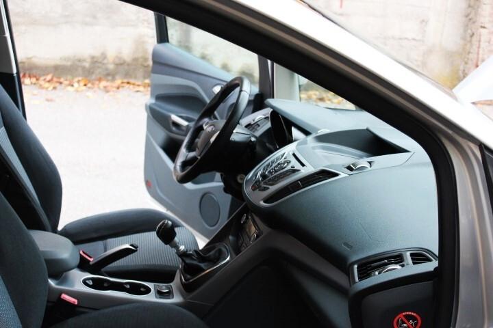 Ford C-Max 1.0 EcoBoost 100CV Titanium DA VETRINA