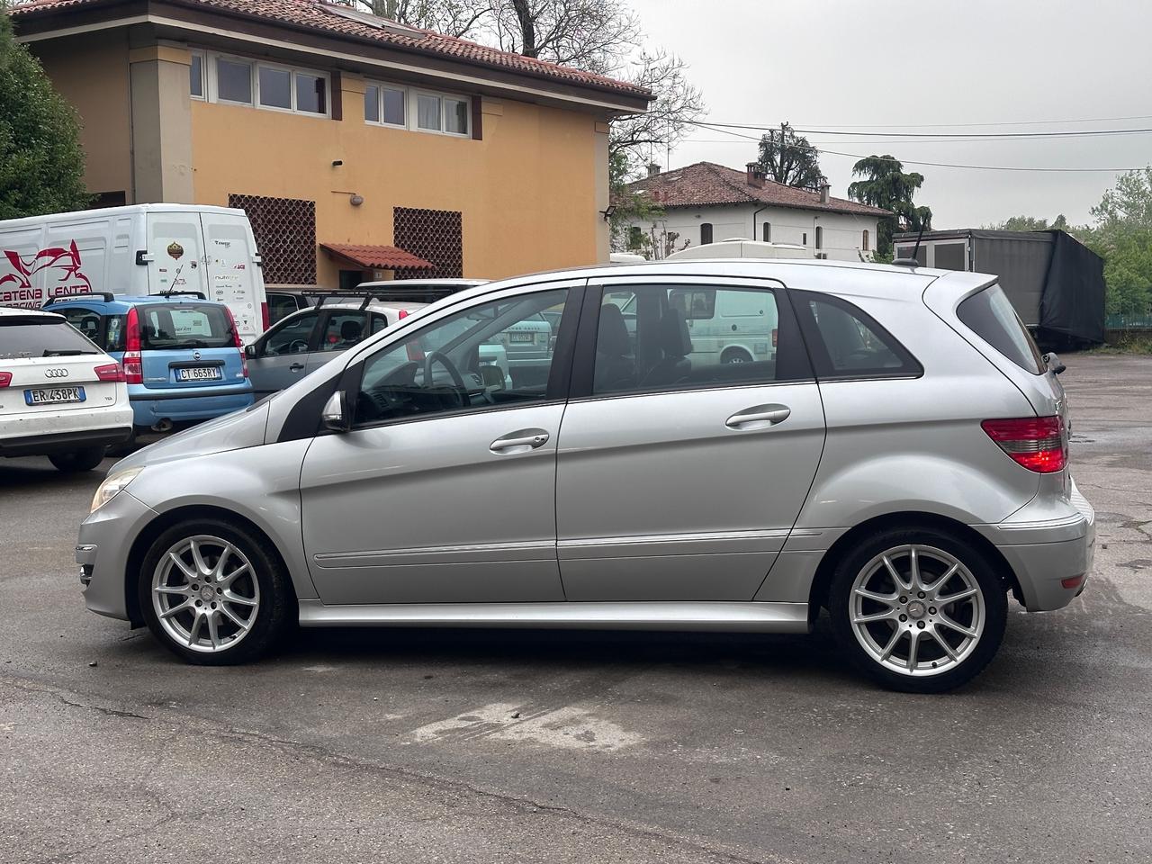Mercedes-benz B 180 CDI Sport pari al Nuovo