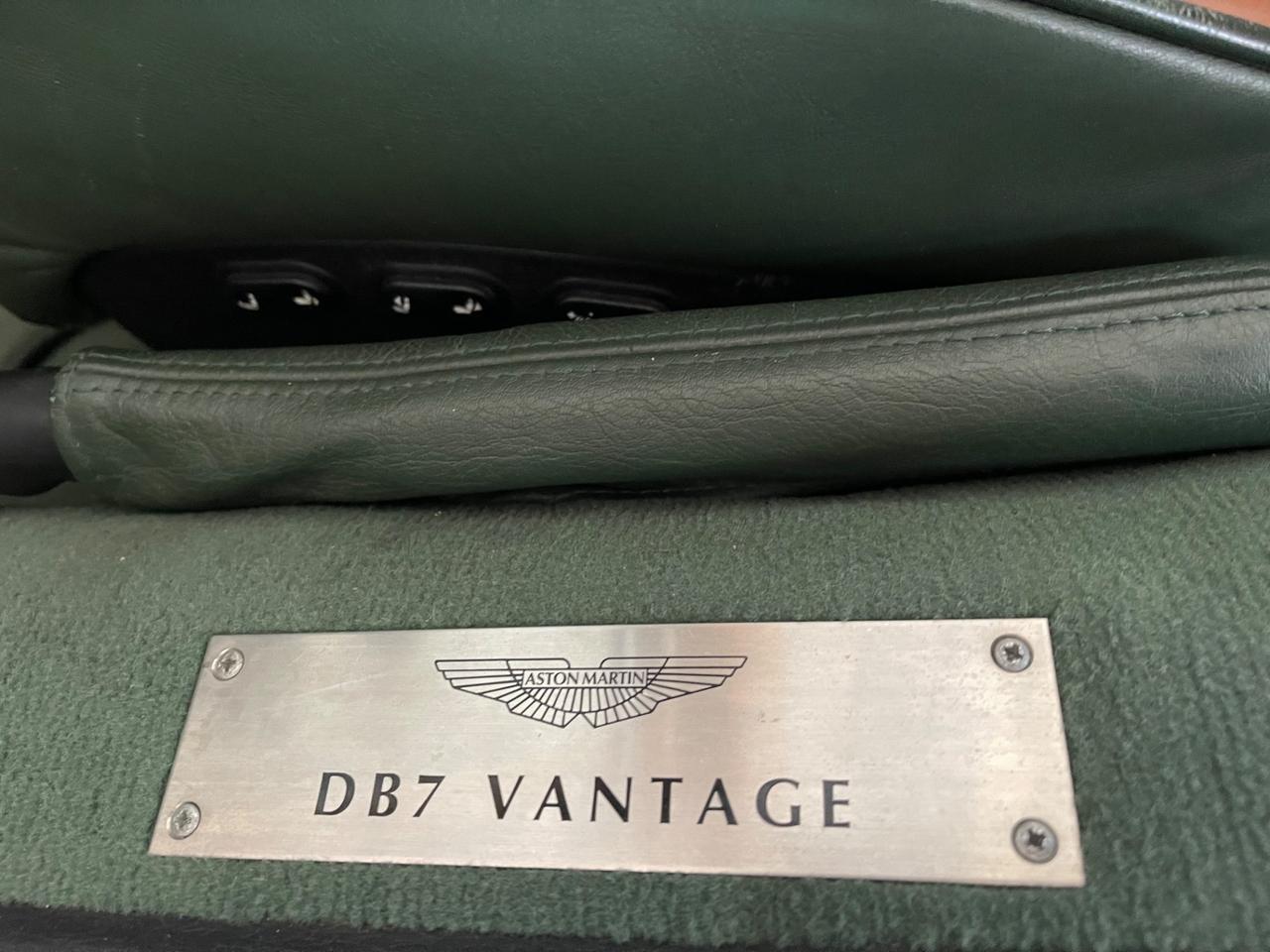 Aston Martin DB7 Vantage 6.0 V12 Manuale PERMUTE RATE