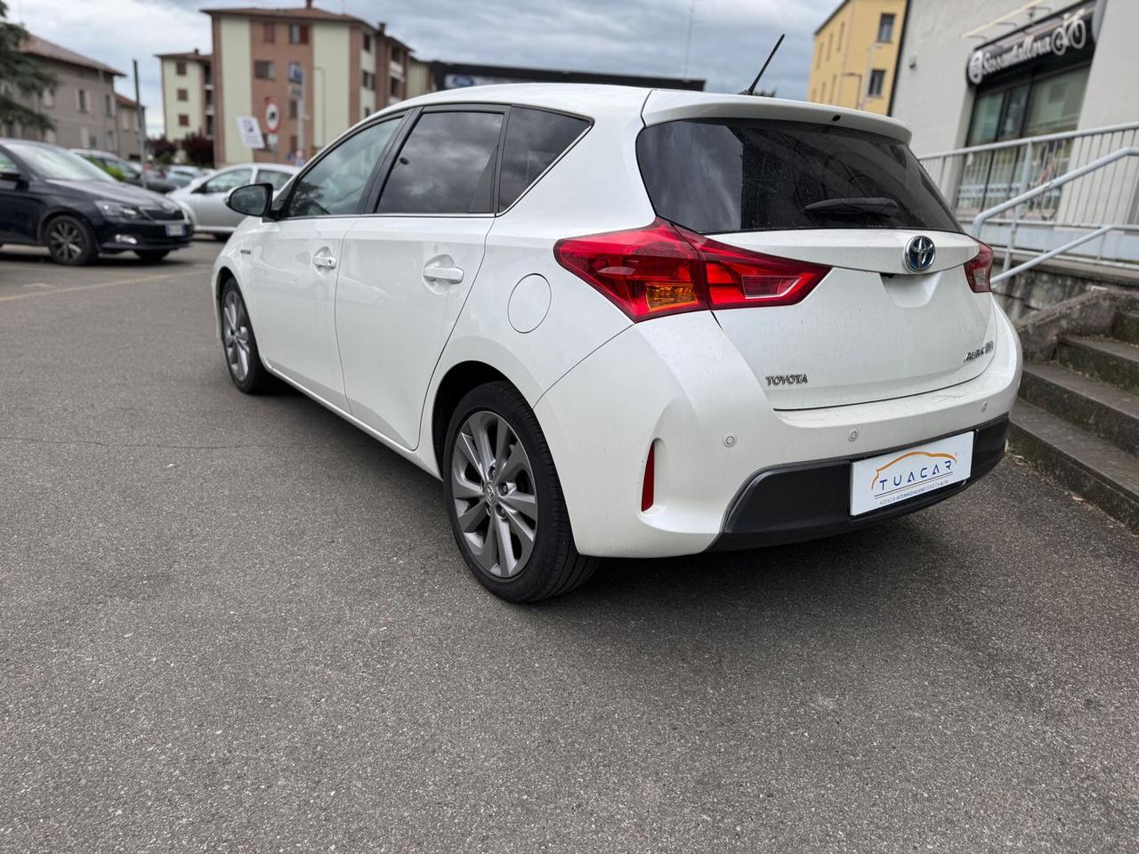 Toyota Auris Lounge 1.8 HEV