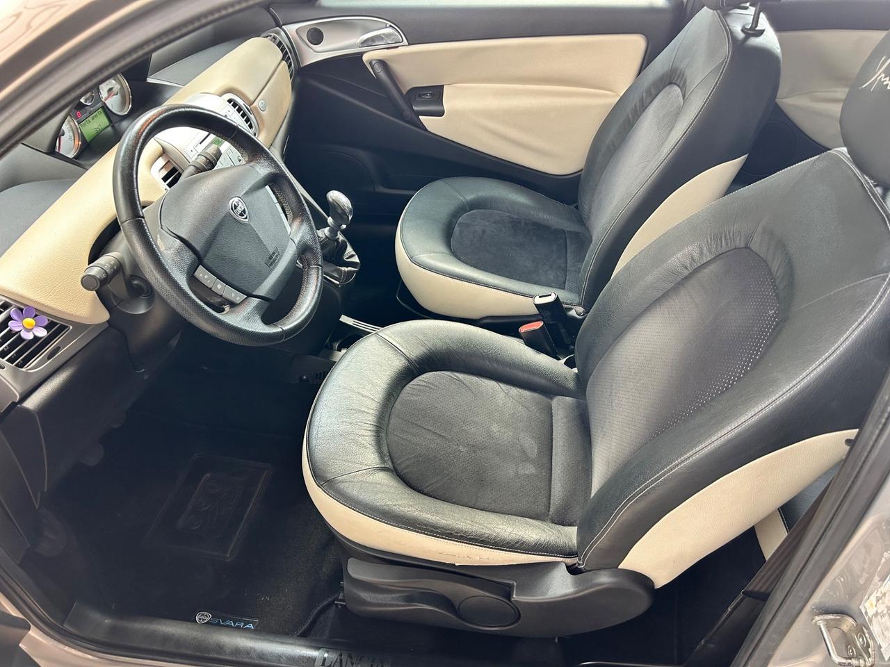 Lancia Ypsilon 1.2 Versus