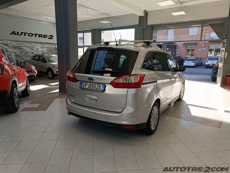 Ford C-Max 7 C-MAX 7 1.6 TDCI 115 TITANIUM