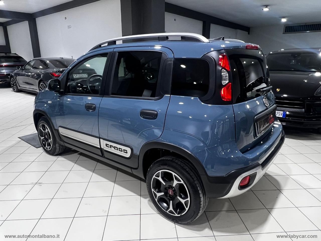 FIAT Panda Cross 0.9 TwinAir T. Natural Power