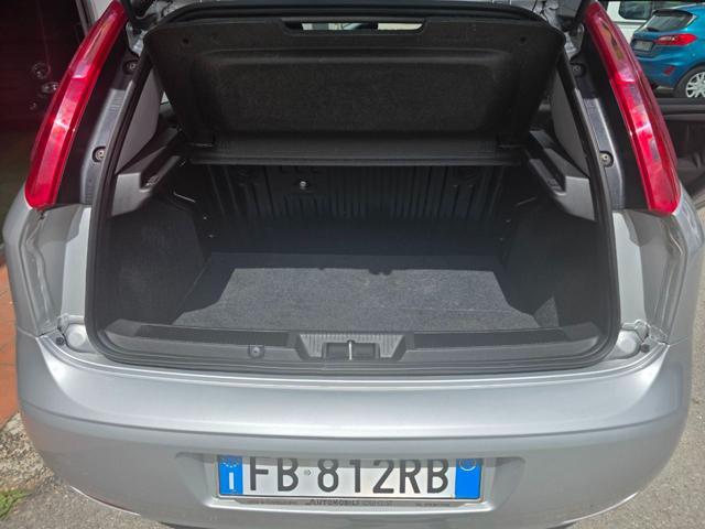 FIAT Punto 1.4 8V 5 porte Natural Power Street
