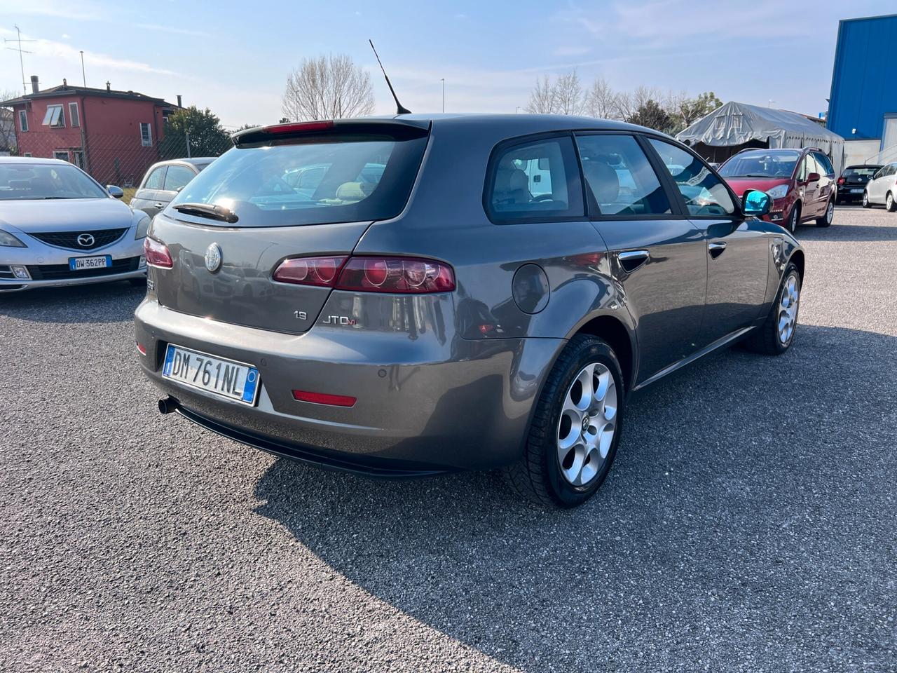Alfa Romeo 159 1.9 JTDm 16V Sportwagon Distinctive