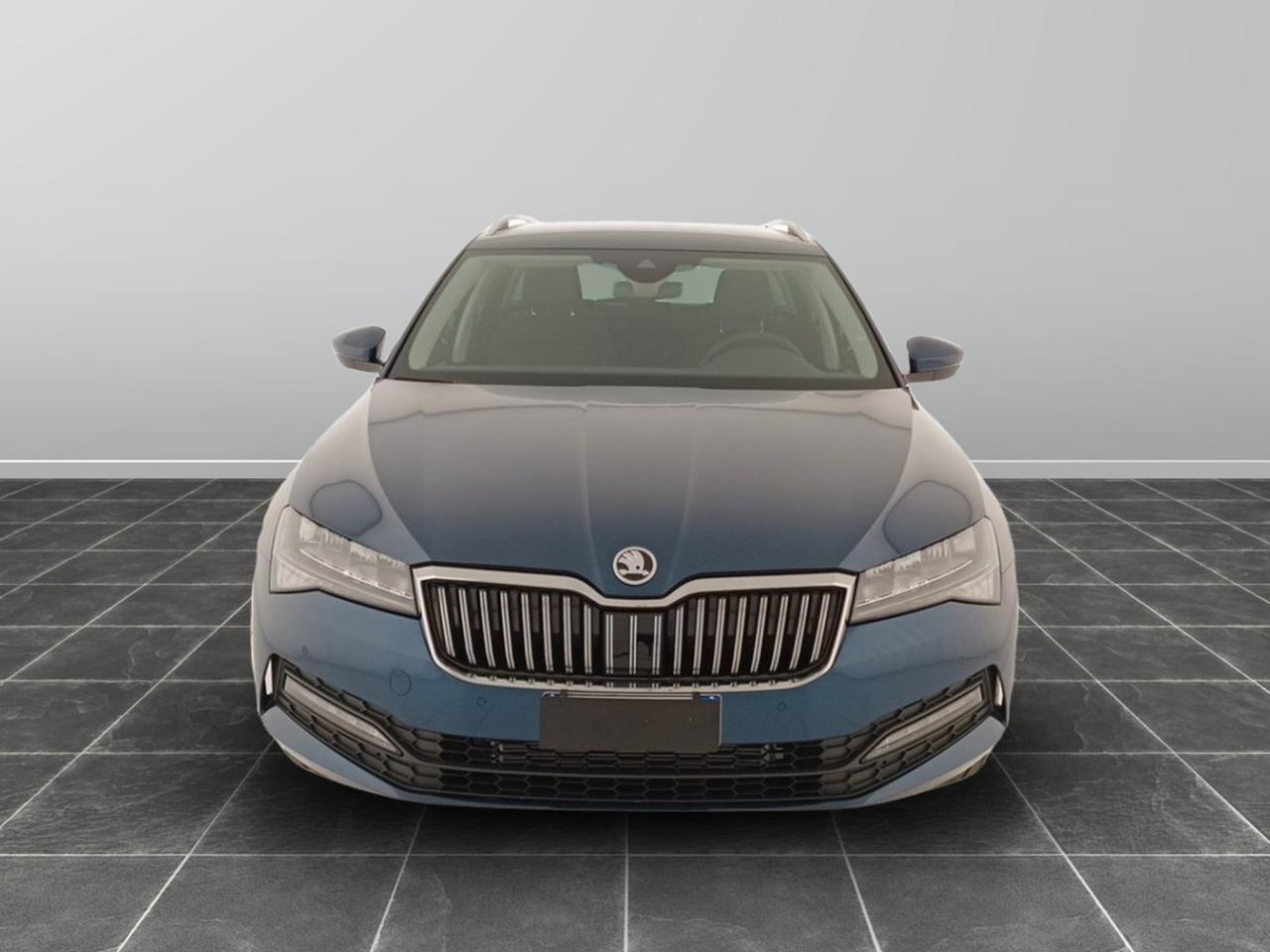 Skoda Superb wagon 2.0 tdi evo scr 150cv executive dsg