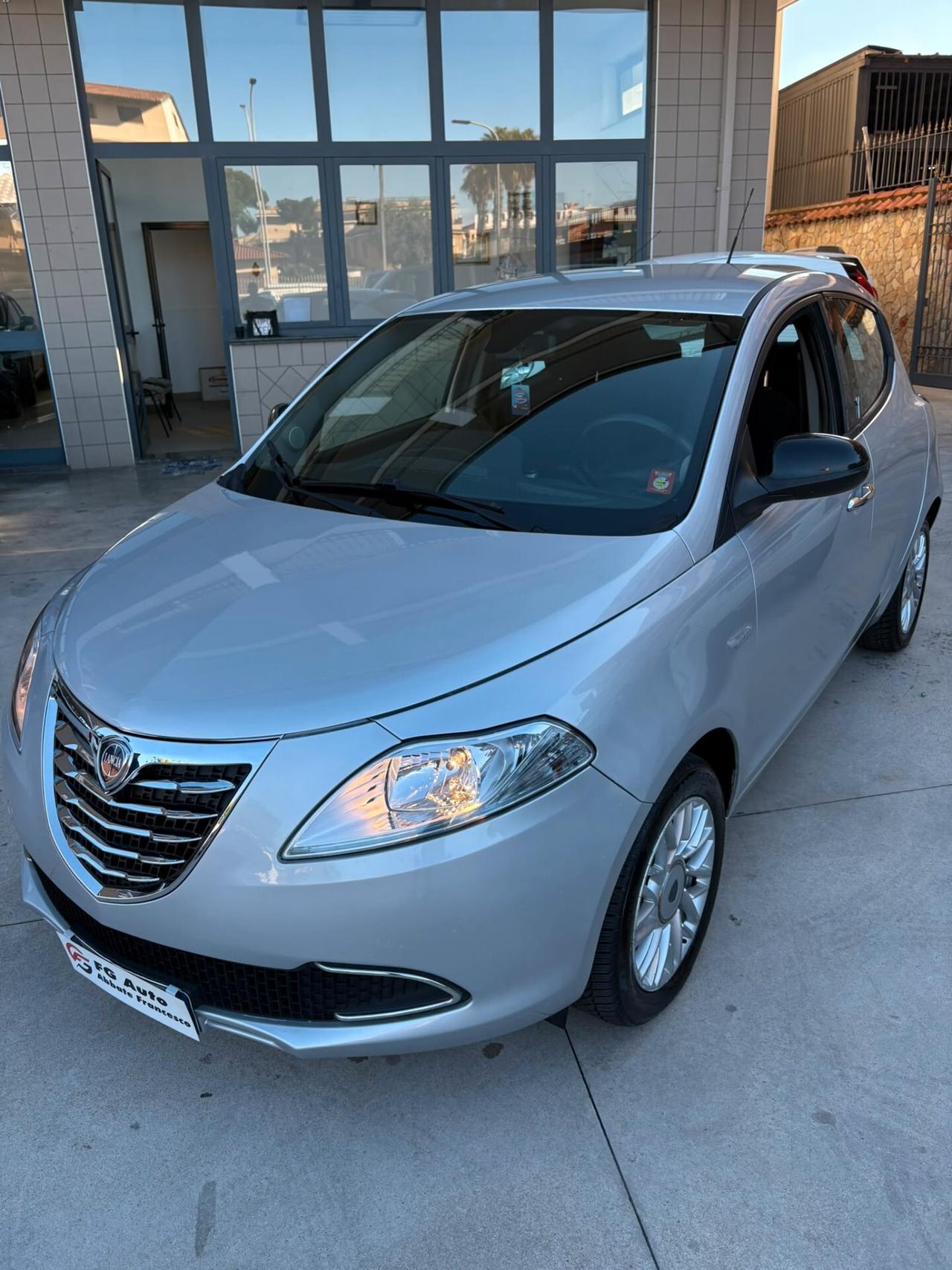 Lancia Ypsilon 1.3 MJT 16V 95 CV MOTORE NUOVO