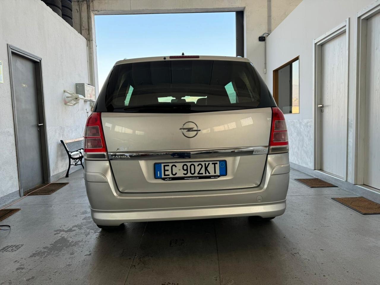 Opel Zafira 1.8 16V GPL-TECH Cosmo 7 posti