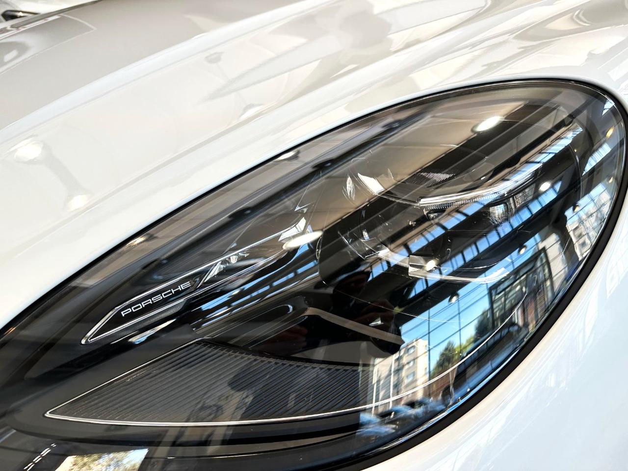 Porsche Macan 2.0 265cv PDK-21"-PDLS-PASM-Pelle nera-Scarichi Sport