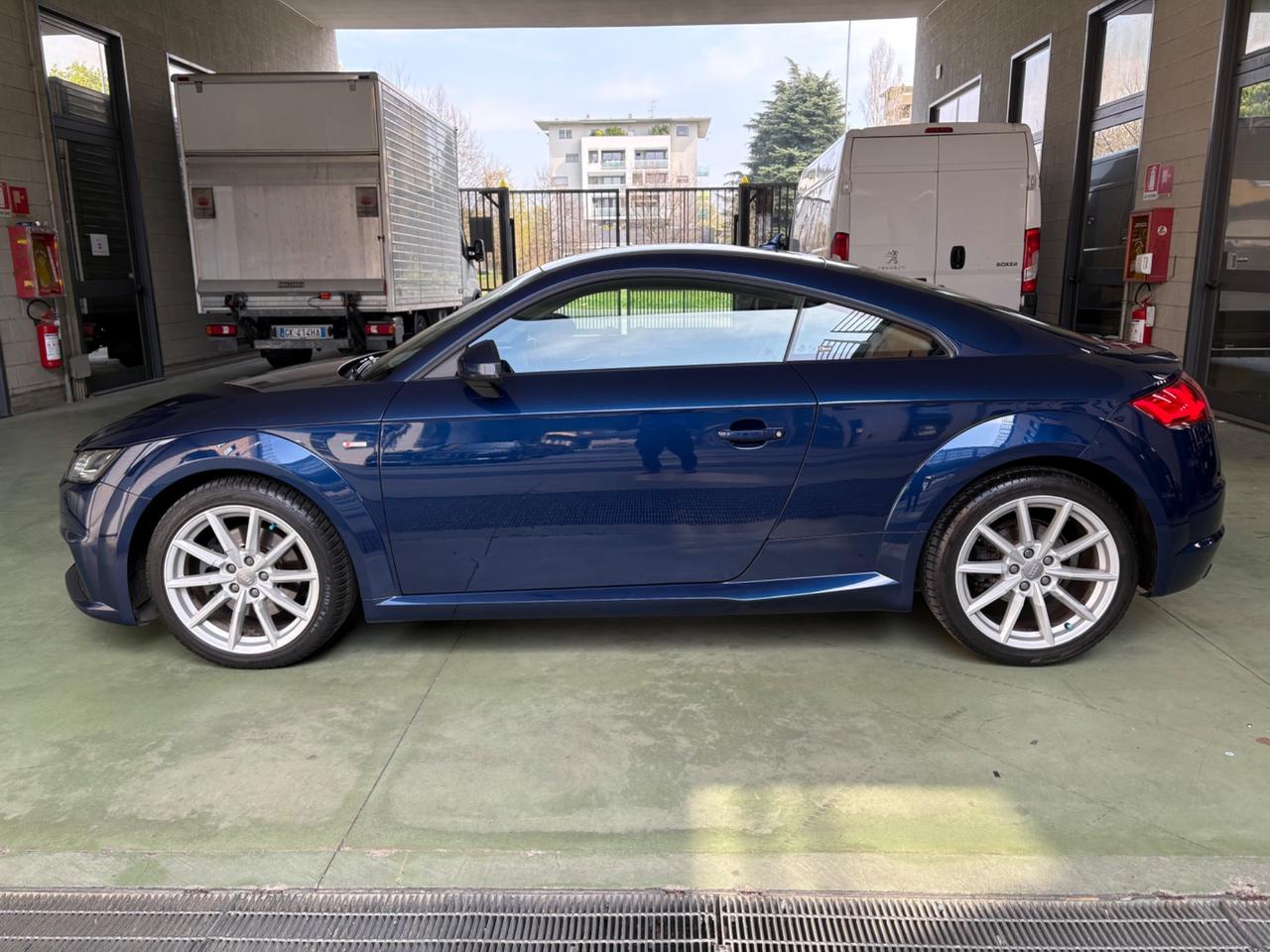 Audi TT Coupé 2.0 TDI ultra S line