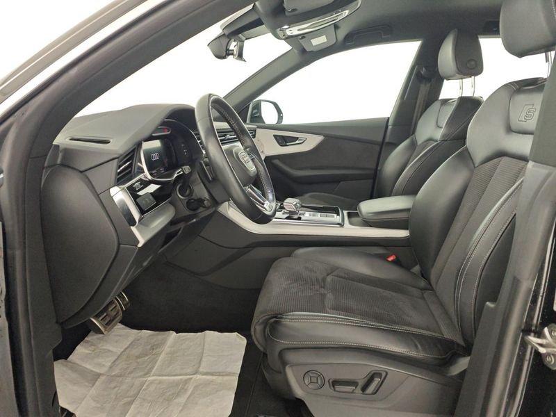 Audi Q8 45 TDI quattro tiptronic Sport