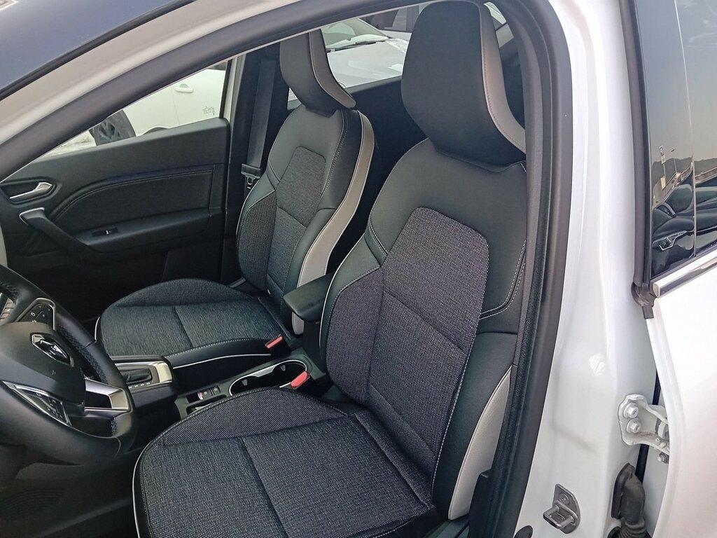 Renault Captur 1.6 Hybrid Techno E-Tech Auto