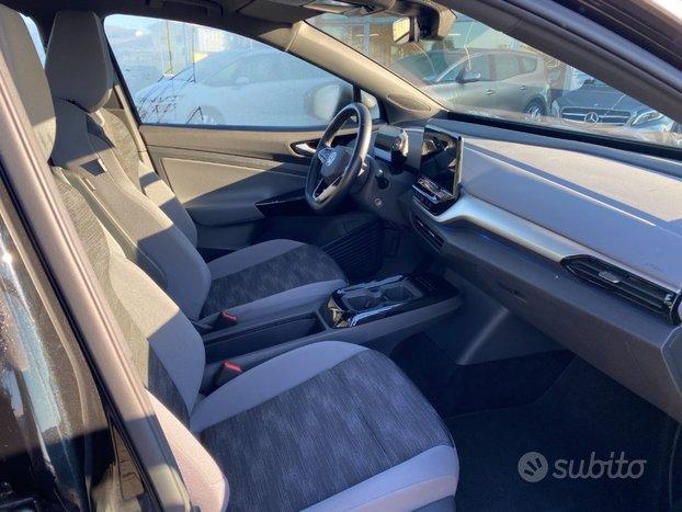 VOLKSWAGEN ID.4 Pro Performance