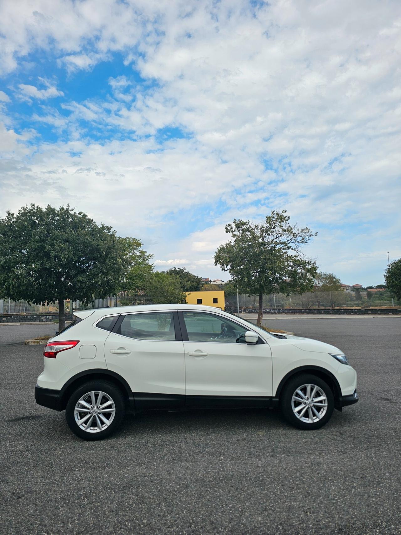 Nissan Qashqai 4WD 1.6 Diesel 130cv 4x4 disinseribile