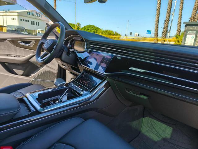 AUDI Q8 SUV 50 TDI 286 CV quattro tiptronic S line edition