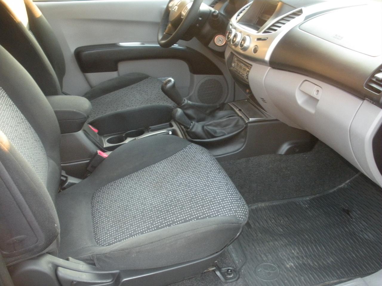 Mitsubishi L200 2.5 DI-D/178cvCV Club Cab INTENSE