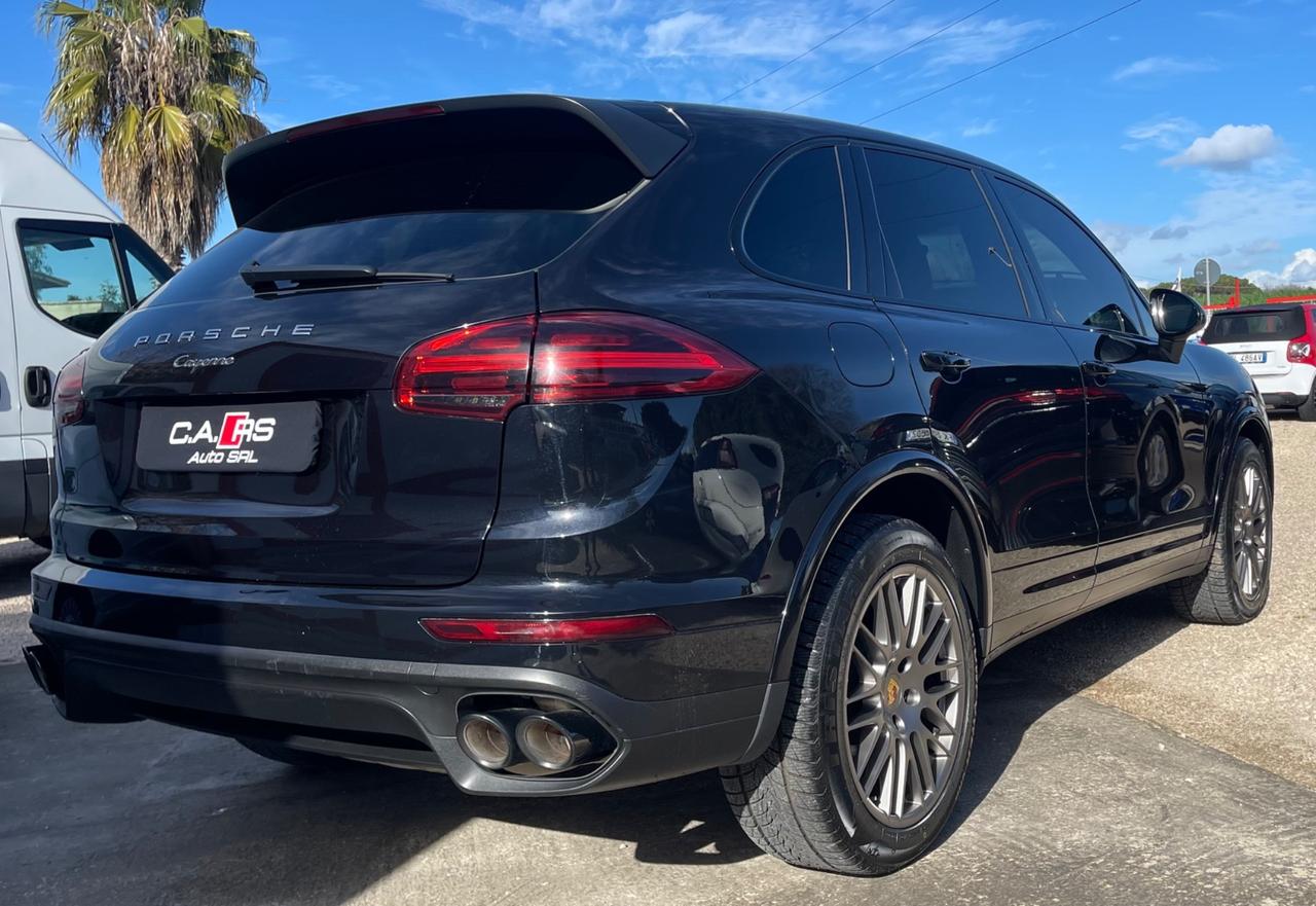 Porsche Cayenne 3.0 Diesel Platinum Edition