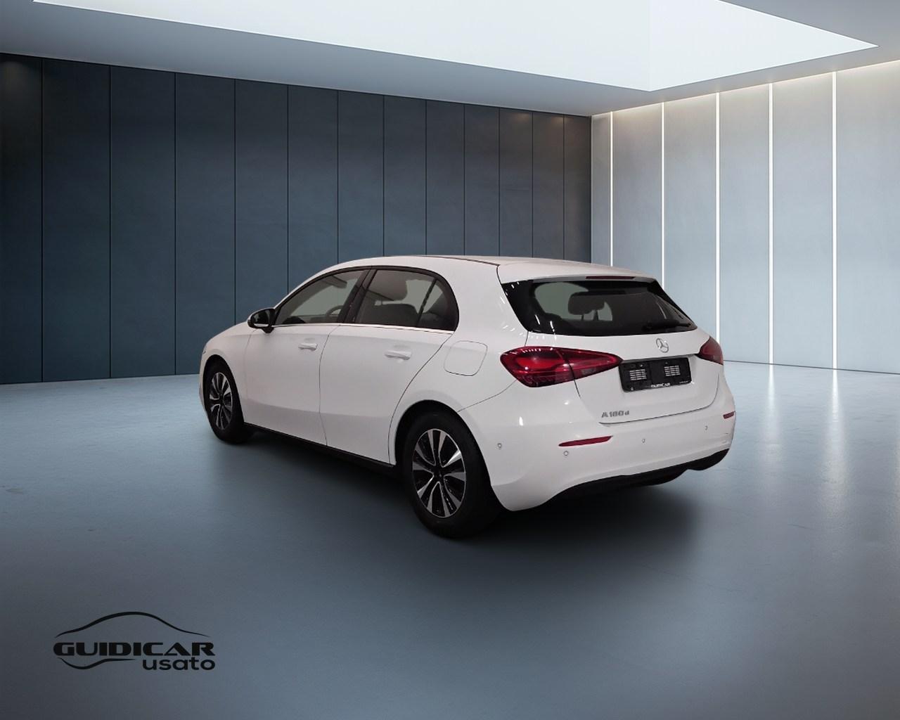 Mercedes-Benz Classe A - W177 2023 - A 180 d Advanced auto