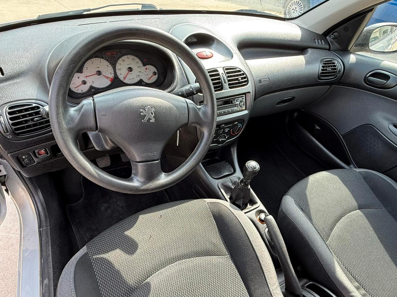 Peugeot 206 3p 1.4 clima NEO-PAT
