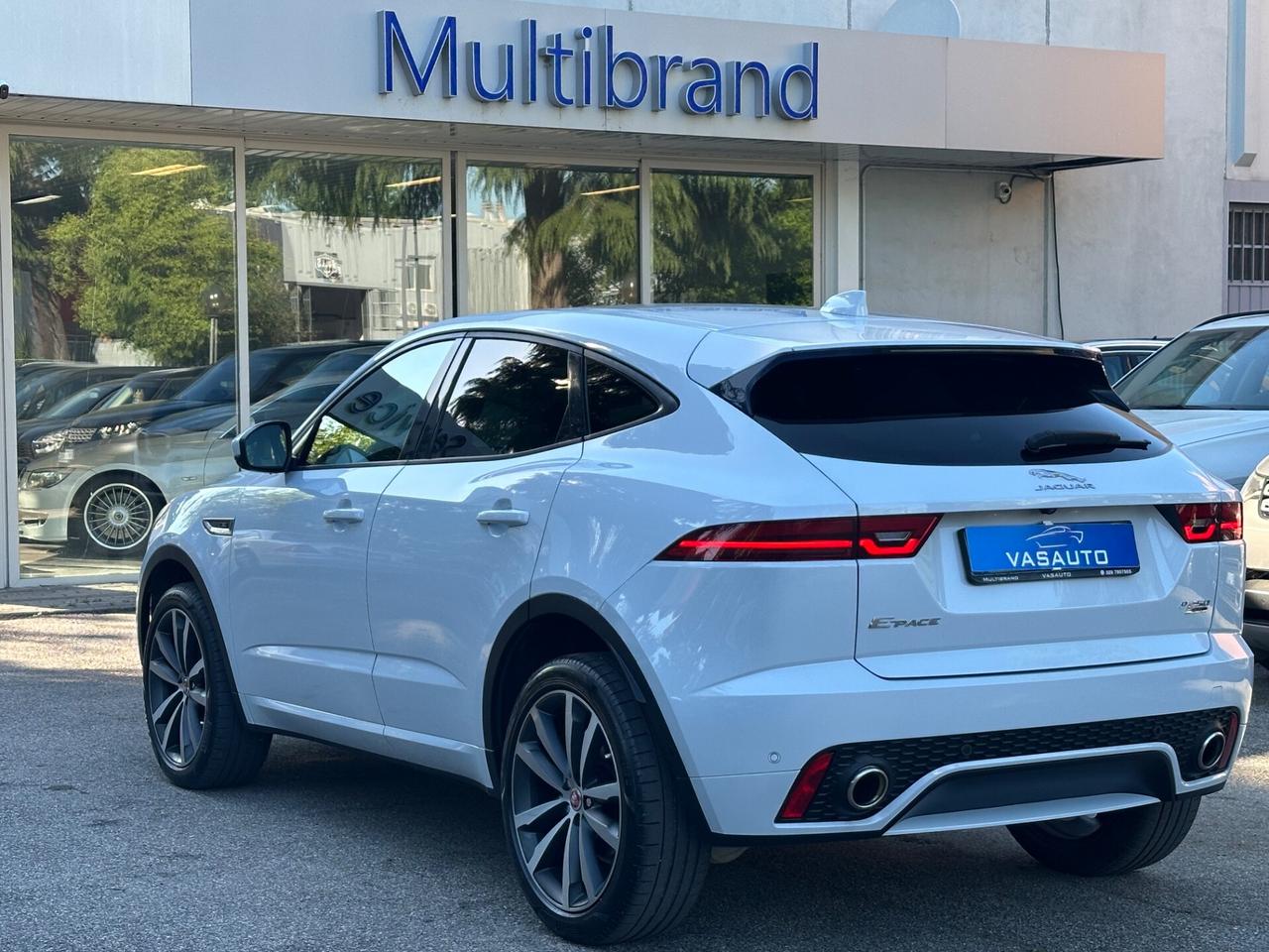Jaguar E-Pace 2.0 249 CV AWD aut. First Edition