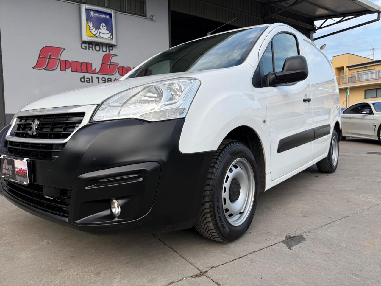 Peugeot Partner BlueHDi 100 ETG6 S&S L2 Furgone Premium