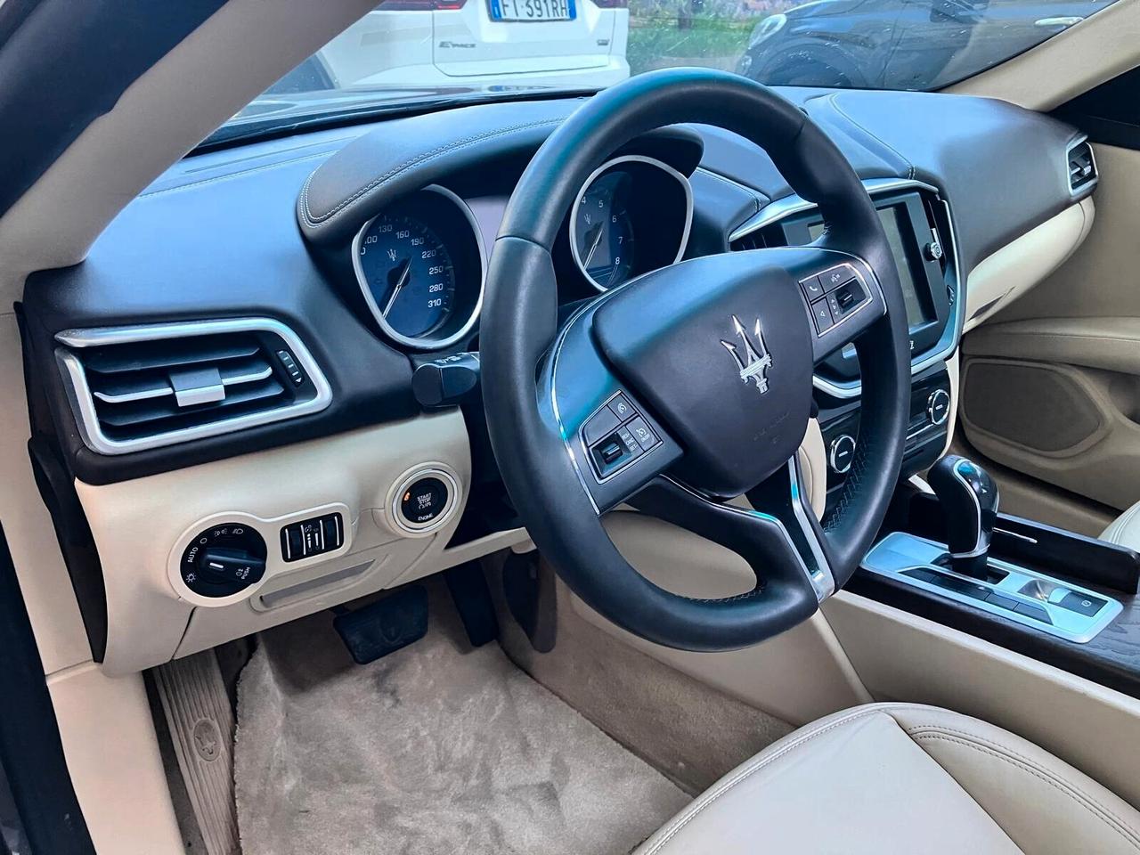 Maserati Ghibli V6 S Q4 410cv