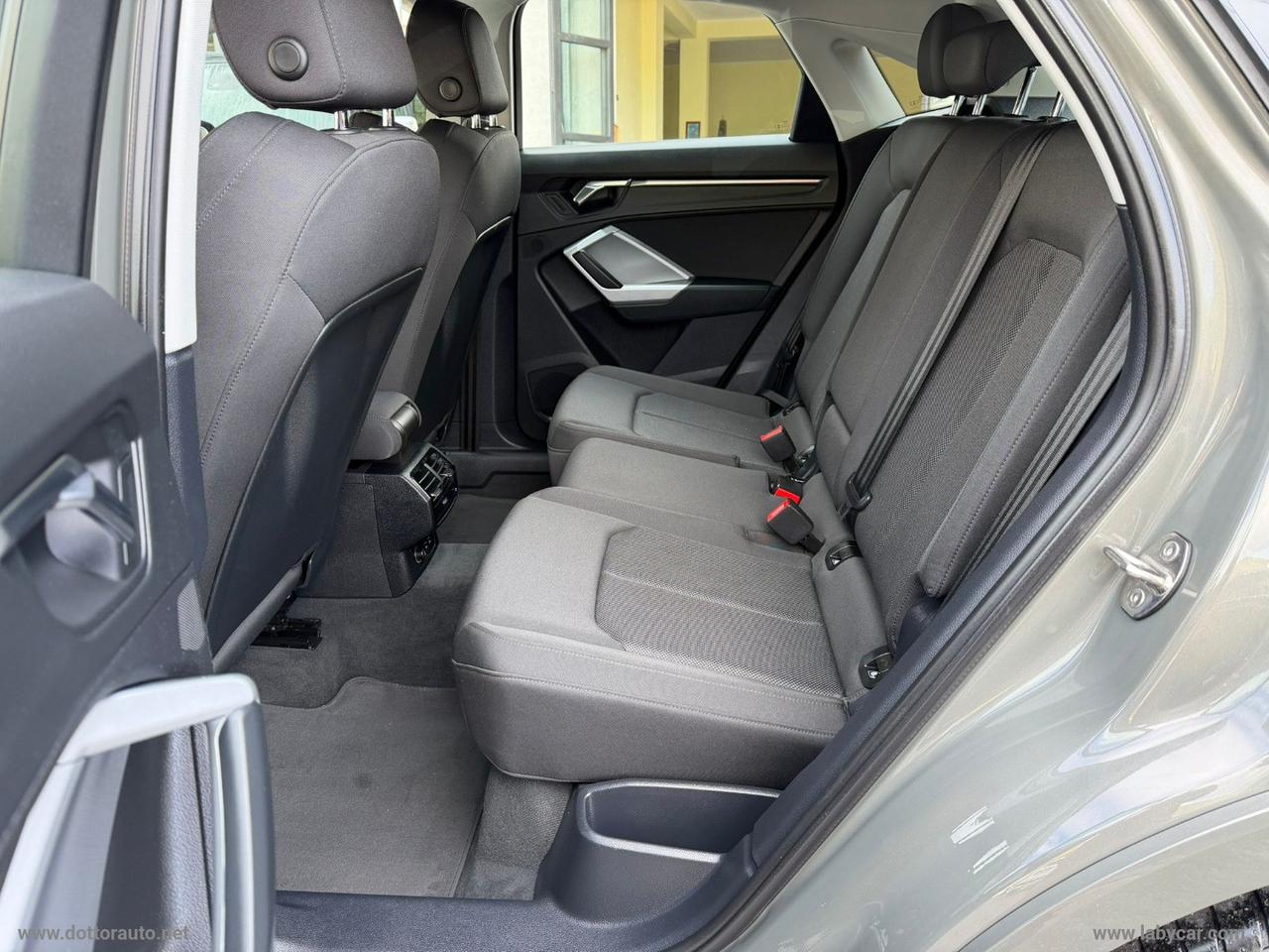 AUDI Q3 35 TDI S tronic S line edition