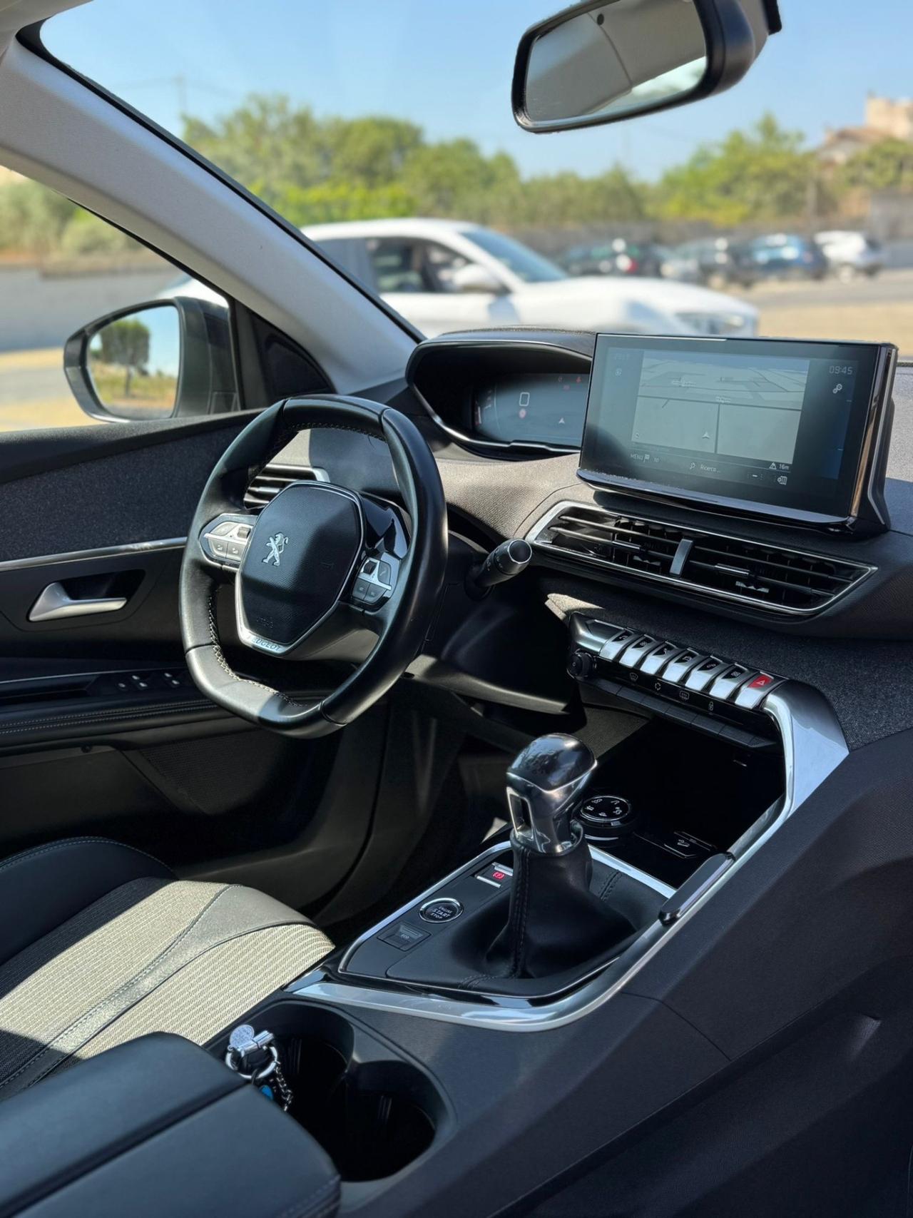 Peugeot 3008 BlueHDi 130 S&S Allure Pack