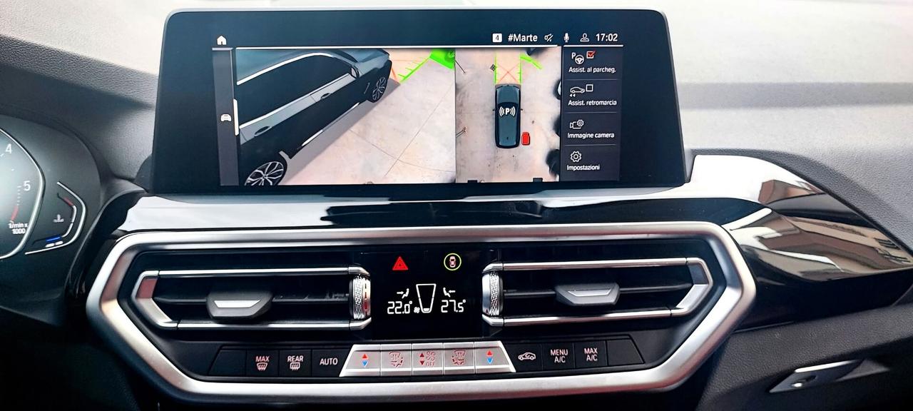 BMW X3 con telecamere perimetrali 2022