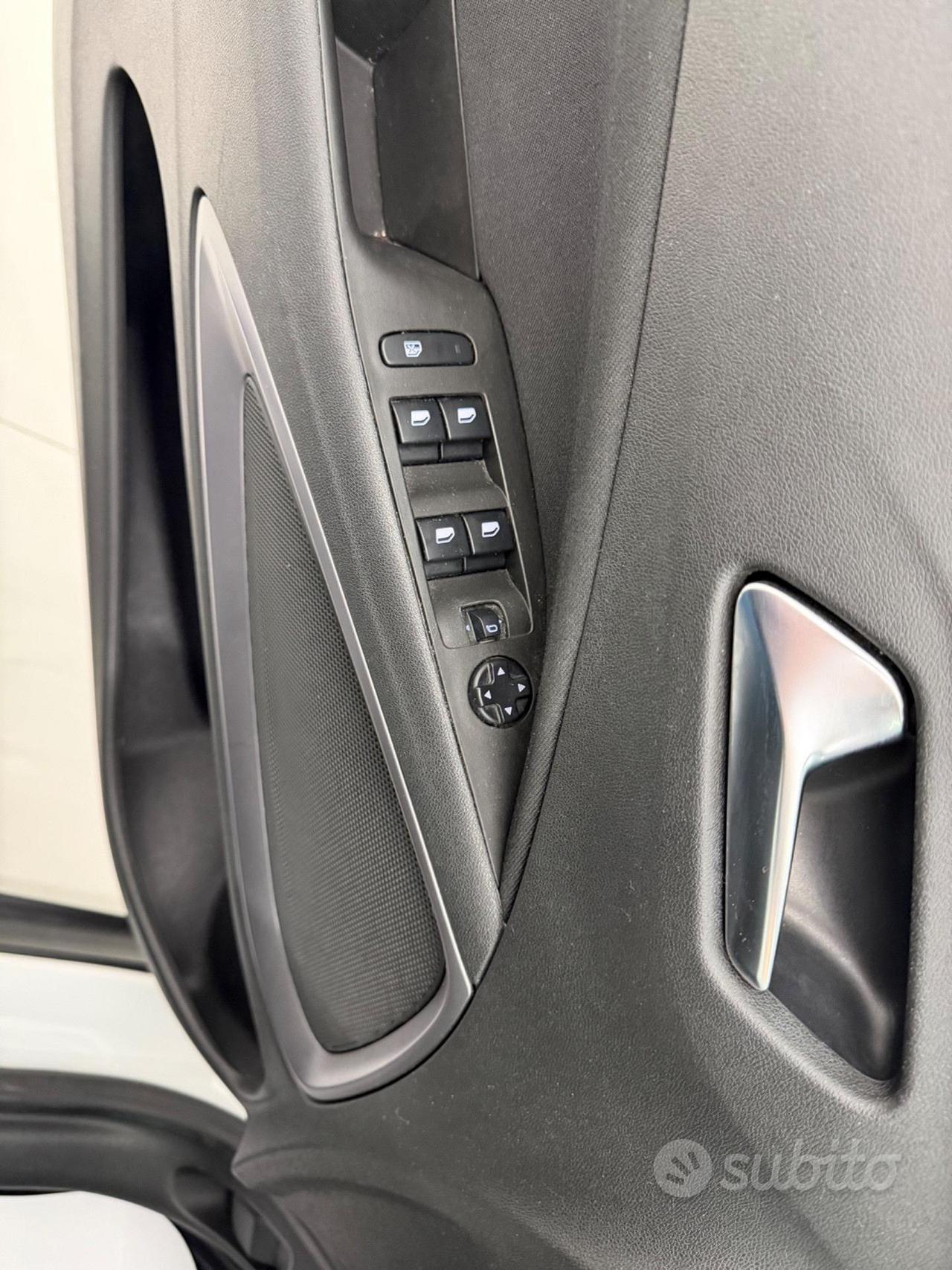 Opel Crossland X 1.2 12V Advance neopatentati