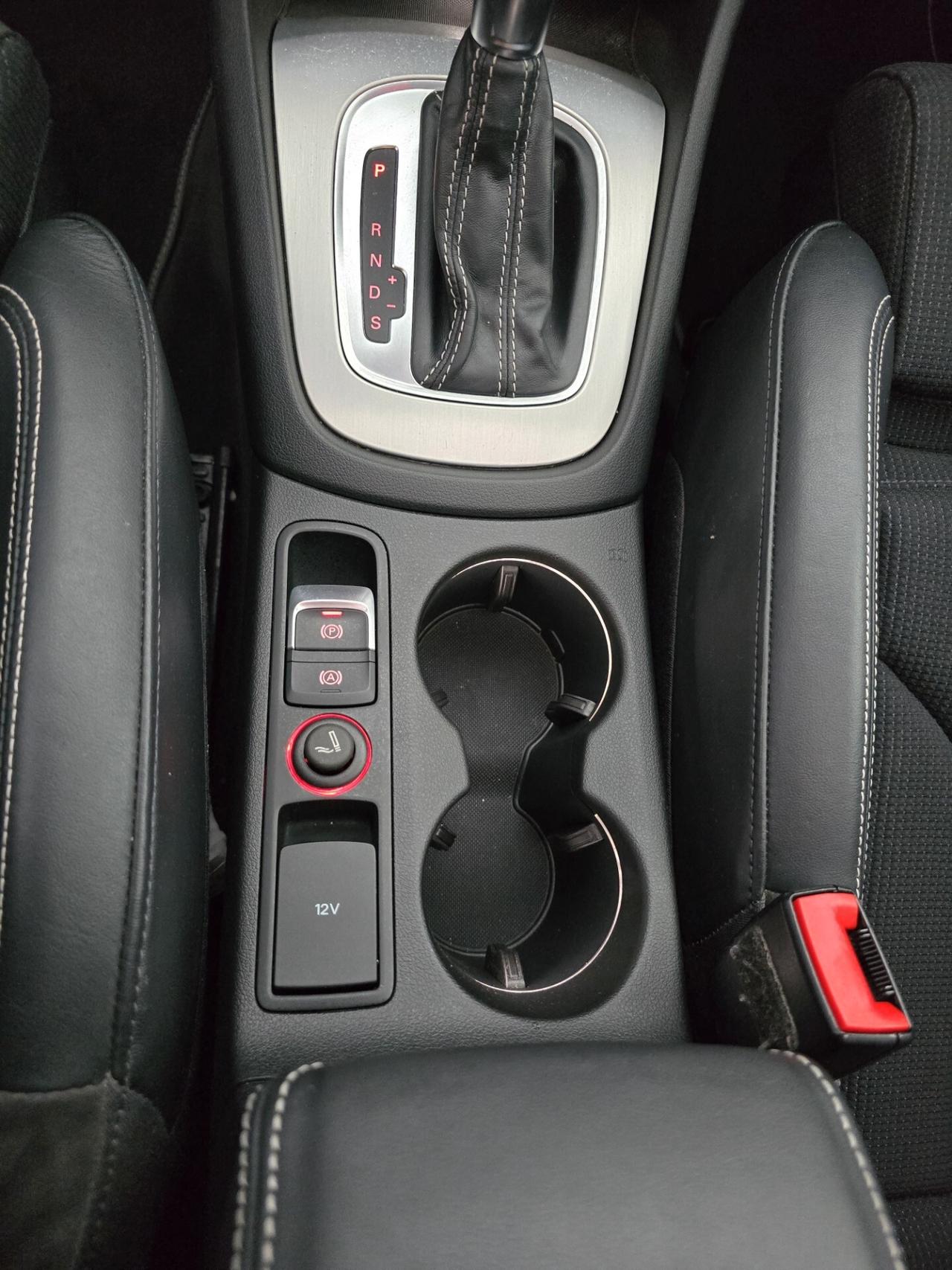 Audi Q3 2.0 TDI 150 CV S tronic S line