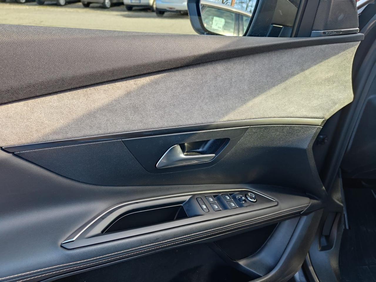 Peugeot 3008 GT 1.5 Blue HDI 130 EAT8 #9213