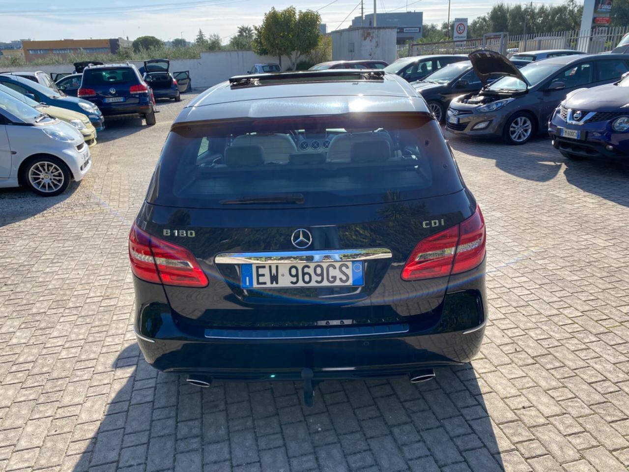 MERCEDES CLASSE B 180 CDI1.8 Automatic PREMIUM AMG ,TETTO ,GANCIO TRAINO