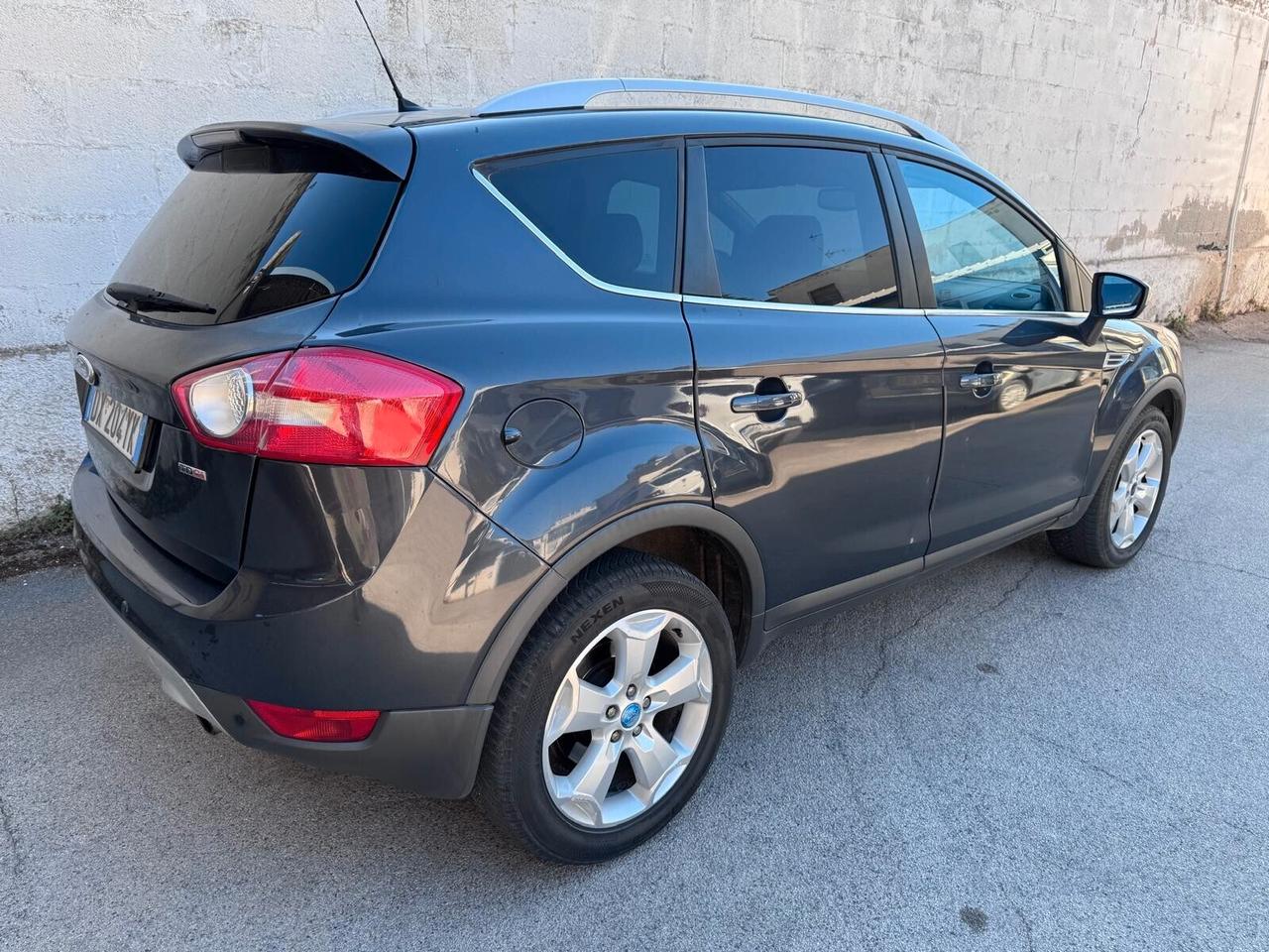 Ford Kuga 2.0 TDCi 136 CV Titanium DPF