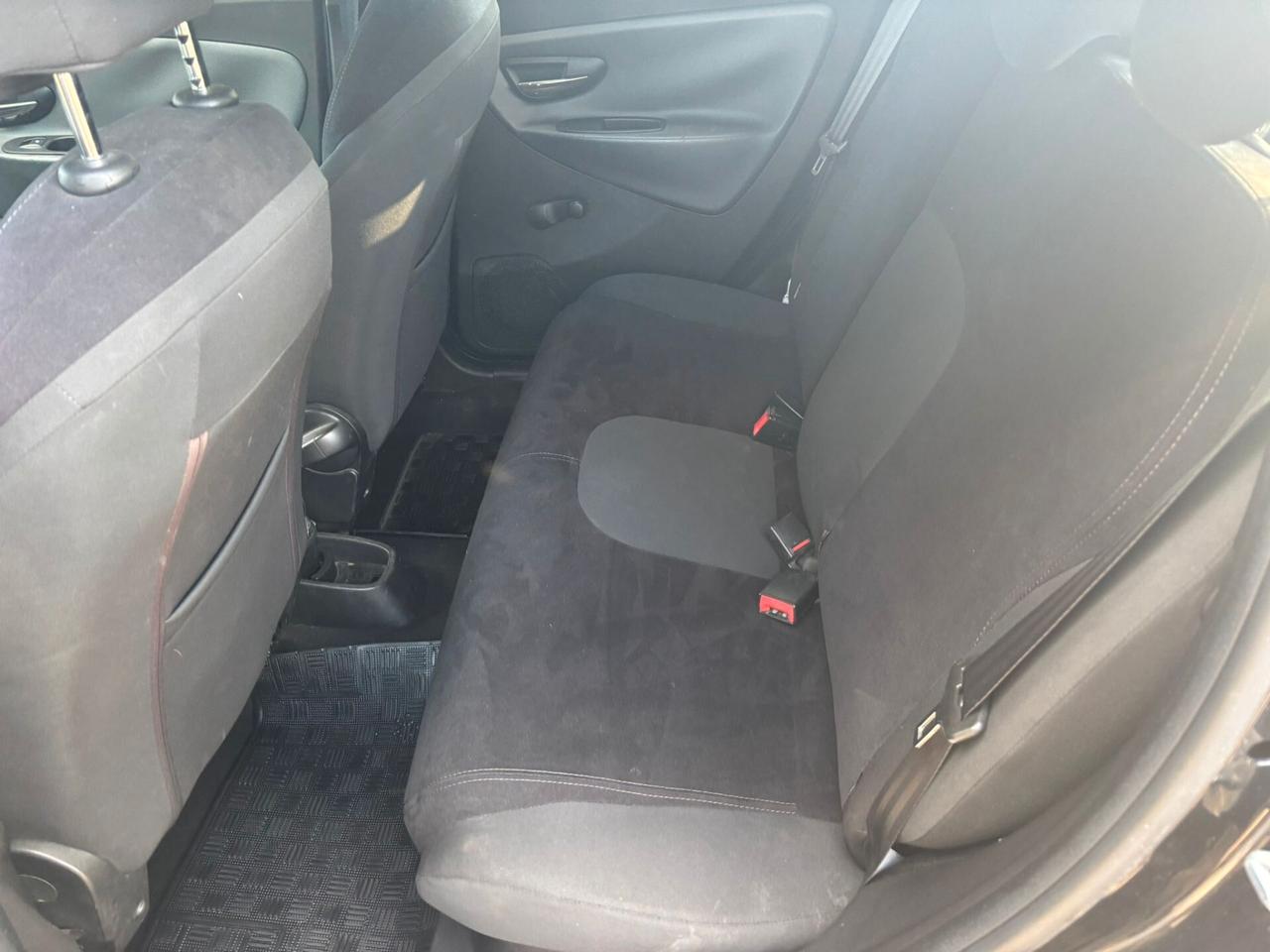 LANCIA YPSILON 1.2 GPL SILVER - 2014
