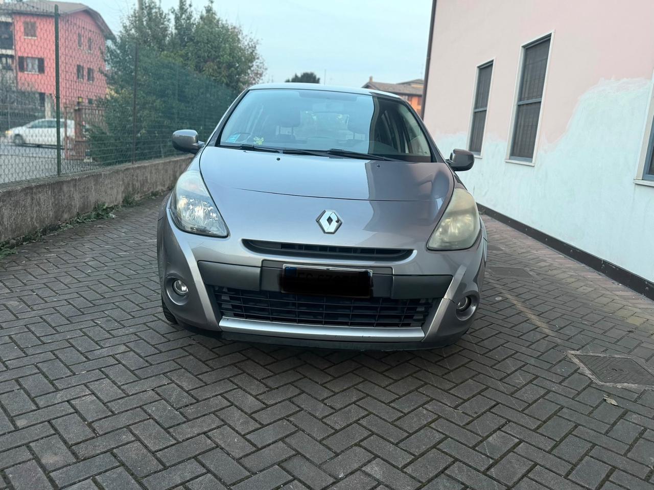 Renault Clio 1.2 16V 5 porte GPL Dynamique