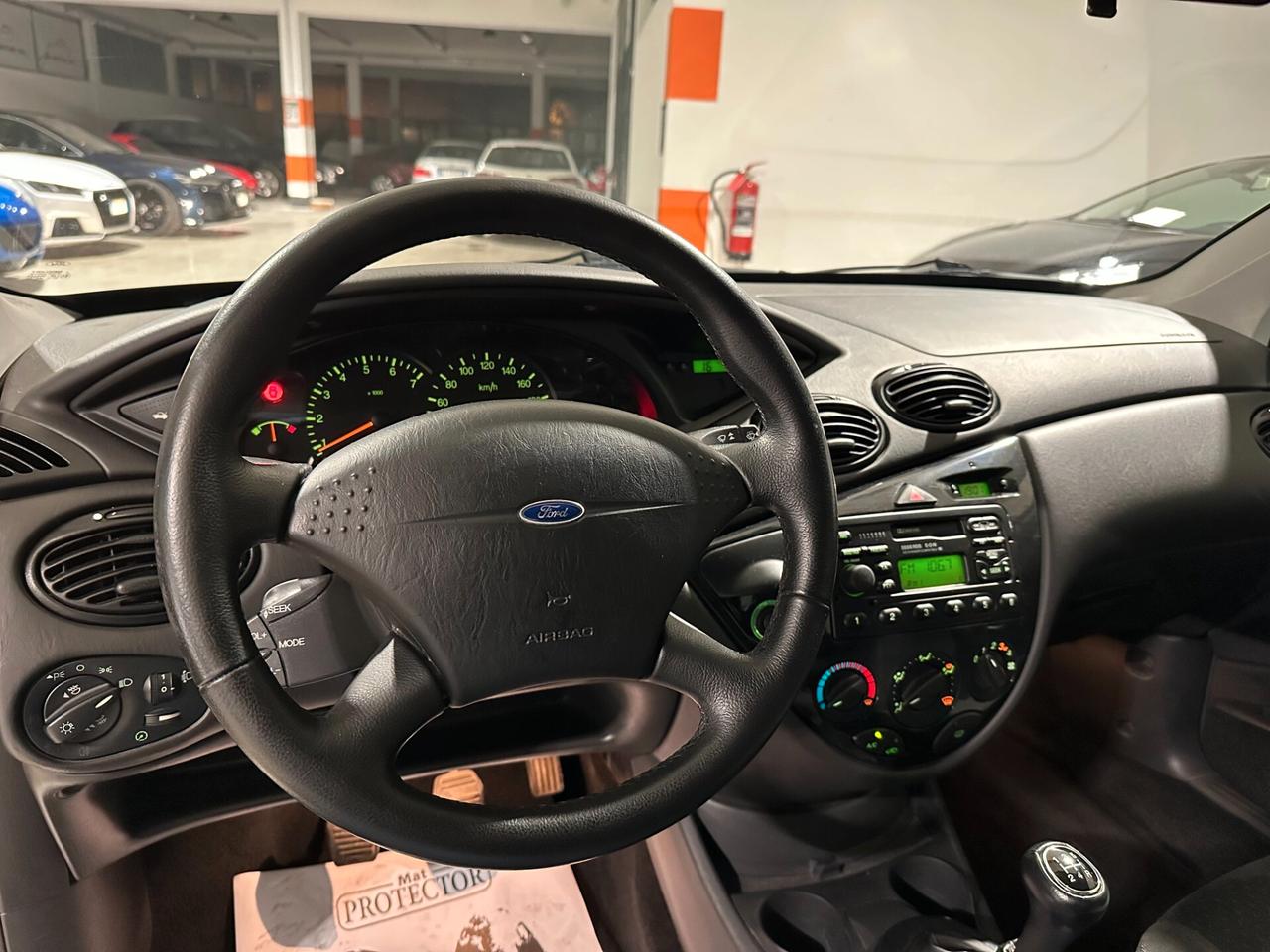 Ford Focus 1.6i 16V -KM REALI-CLIMA