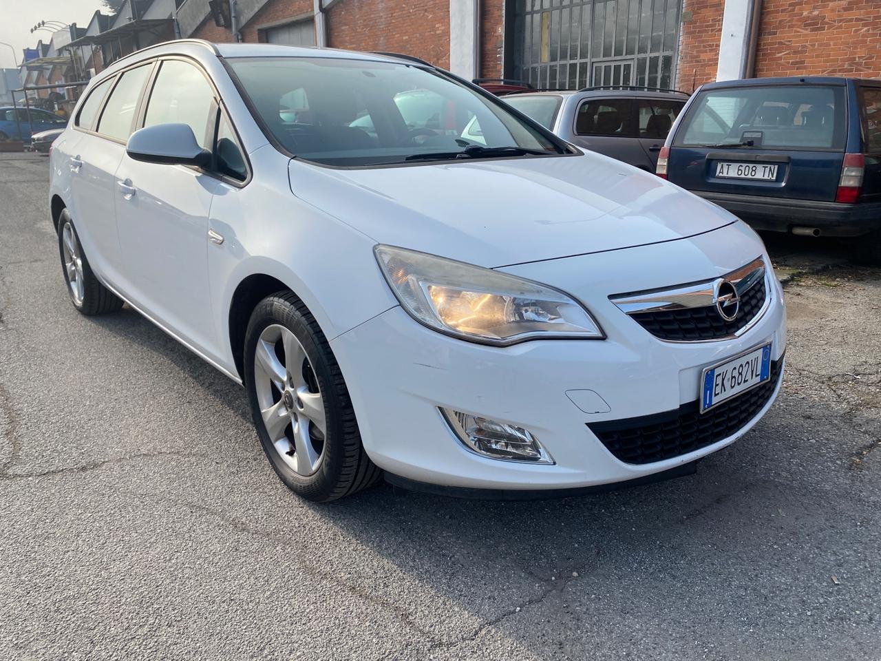 Opel Astra 1.7 CDTI 110CV Sports Tourer Elective