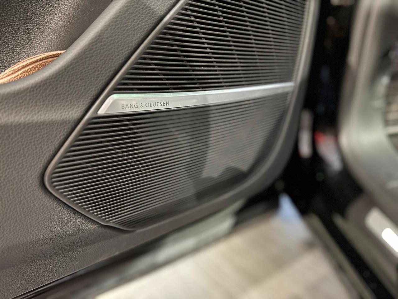 Audi RS Q8 quattro V8 tiptronic