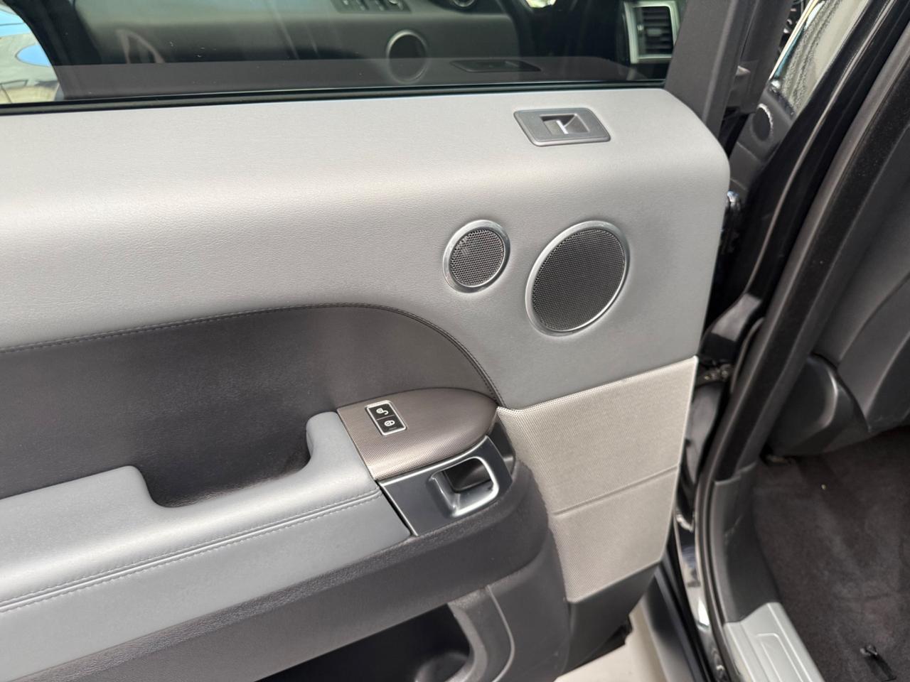 Land Rover Range Rover Sport 3.0 TDV6 HSE Dynamic
