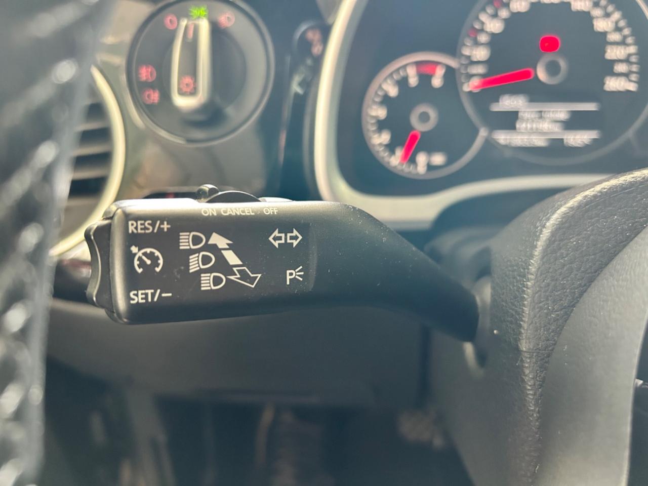 Volkswagen Maggiolino 1.6 TDI Design