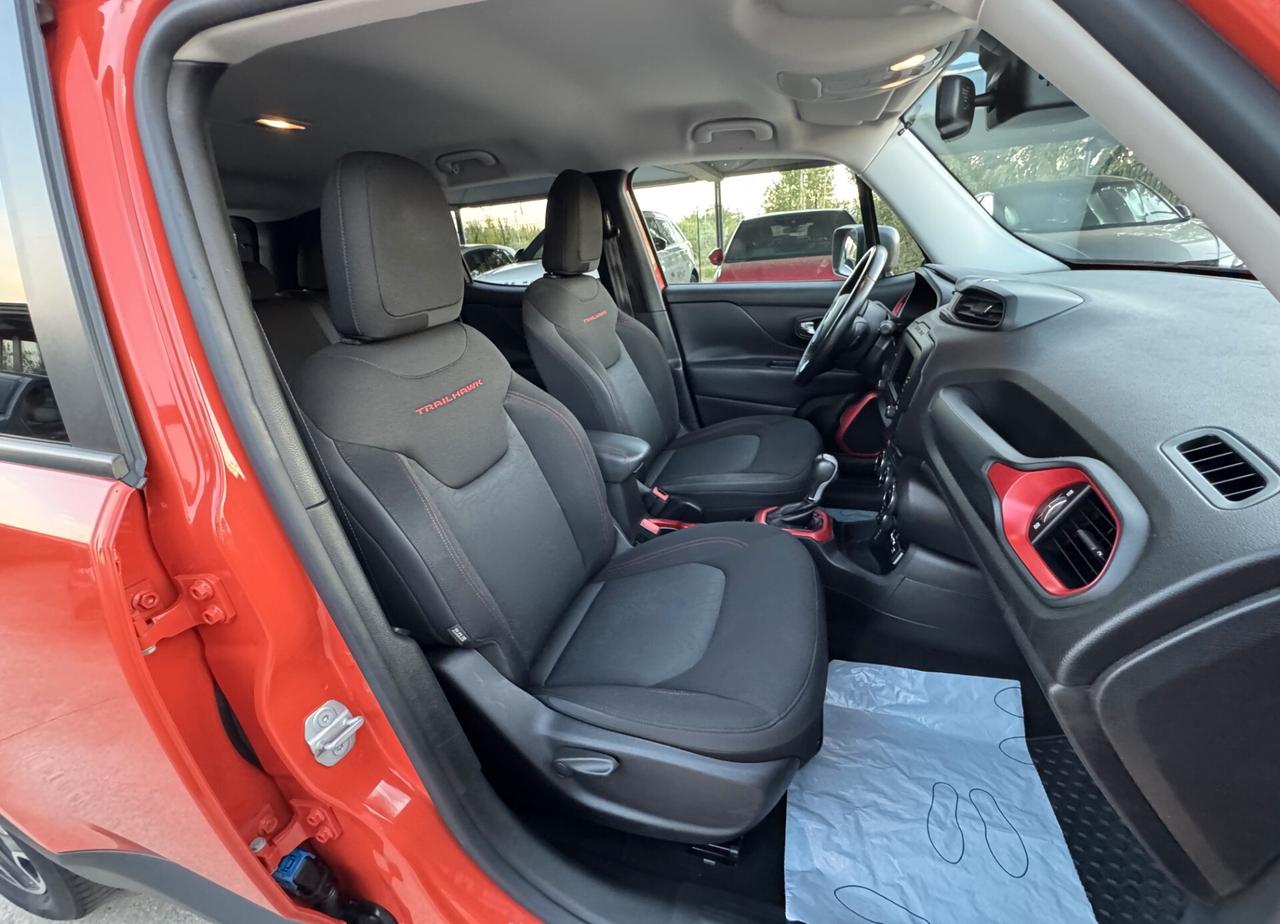 Jeep Renegade 2.0 Mjt 170CV 4WD Active Drive Low Trailhawk