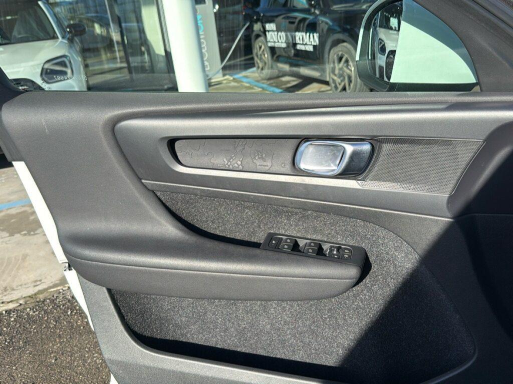 Volvo XC40 1.5 T3 Momentum