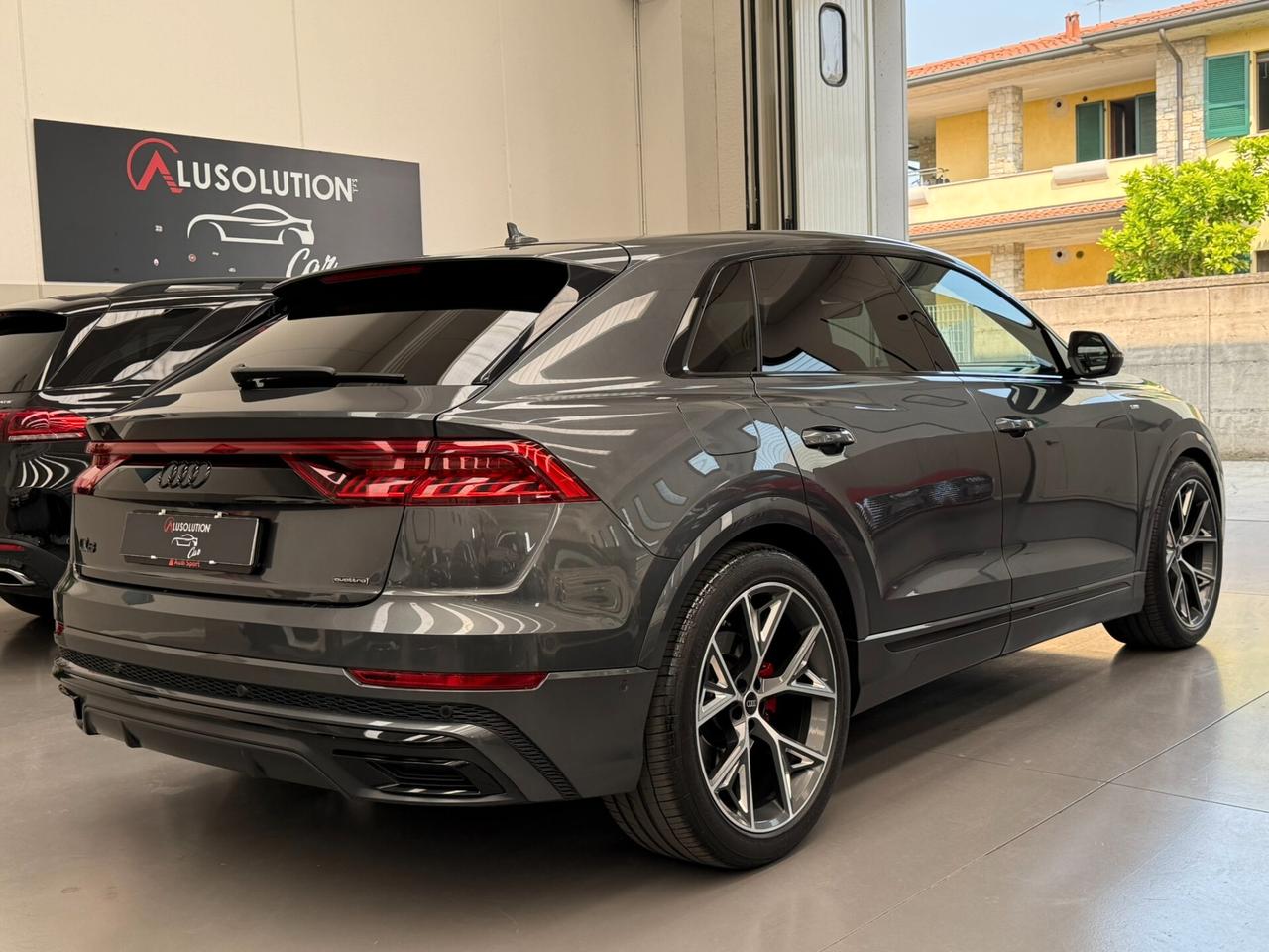 Audi Q8 60 TFSI e quattro tiptronic S line plus