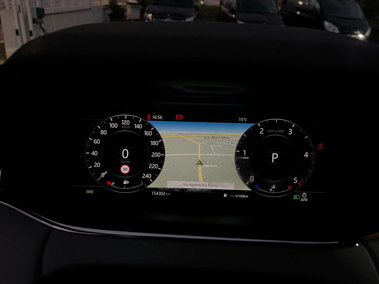 Land Rover Range Evoque 2.0D 150-R-Dynamic-2019-FULL