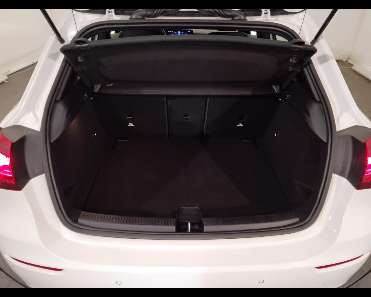 Mercedes-Benz Classe A - W177 2023 - A 180 d Advanced auto