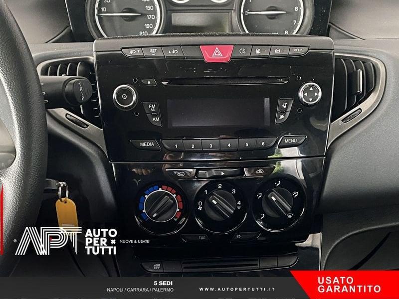Lancia Ypsilon Ypsilon 0.9 t.air Elefantino ecochic metano 80cv E