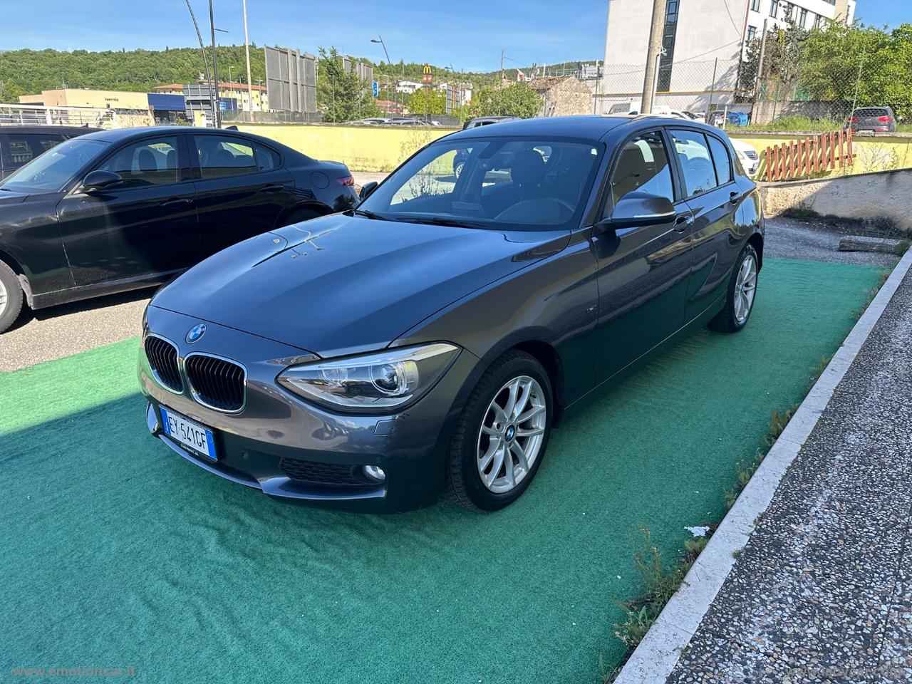 BMW 116d 5p. Sport - 2015
