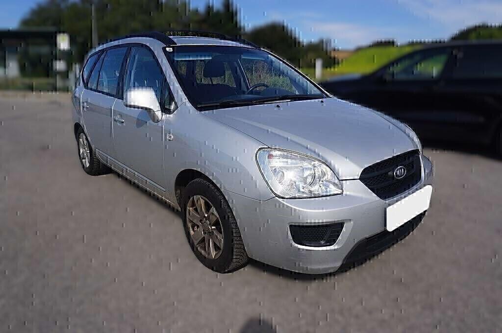 Kia Carens - APERTI AD AGOSTO